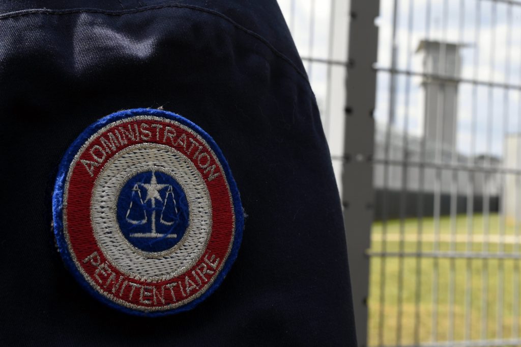 Béziers : Un surveillant pénitentiaire écroué, soupçonné d'avoir organisé un trafic de stupéfiants en prison