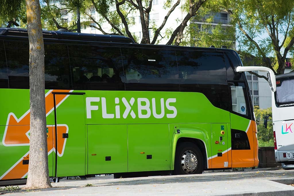 Belgique : Un FlixBus venant de France stoppé par la police pour un passager aux «motivations terroristes»