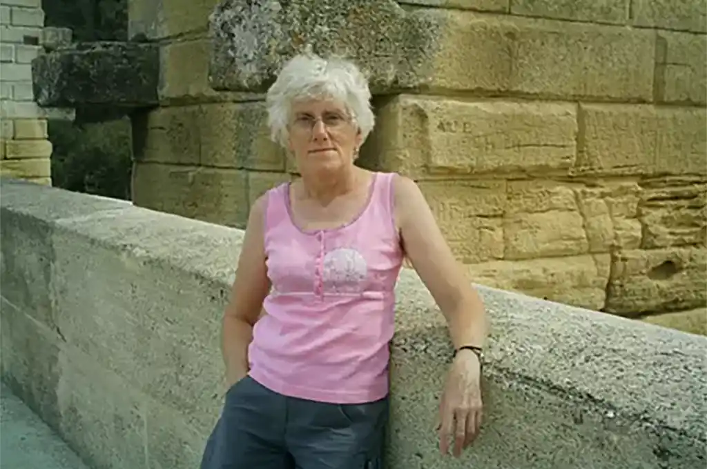 Meurthe-et-Moselle : Monique, 76 ans, tuée et dépouillée à son domicile, un homme écroué
