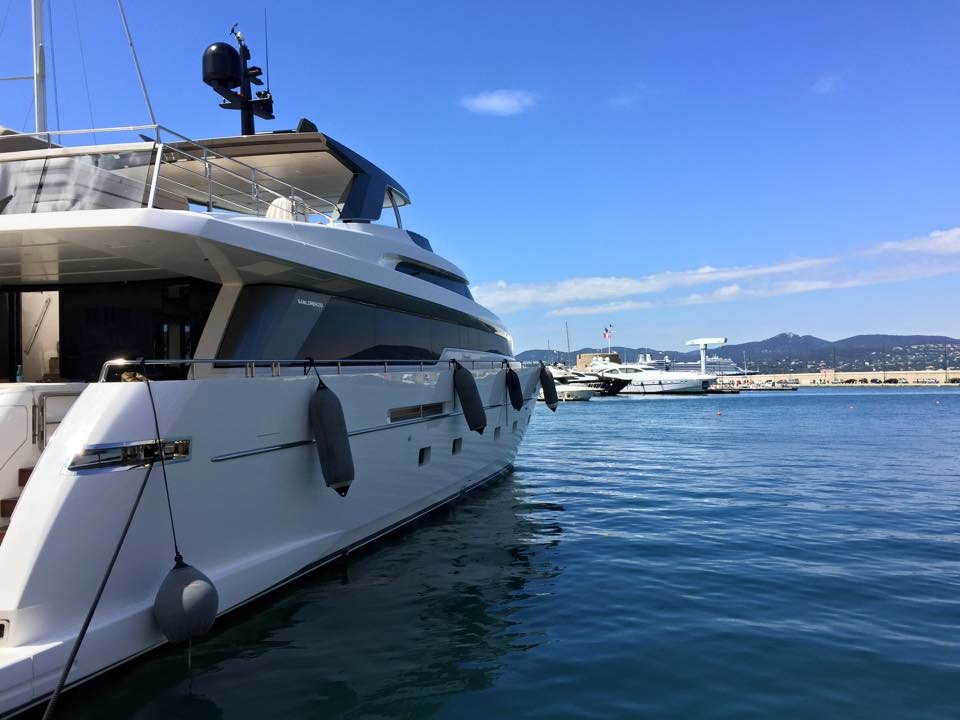 Cannes : Une collision entre 2 yachts cause la mort d’un membre d'équipage