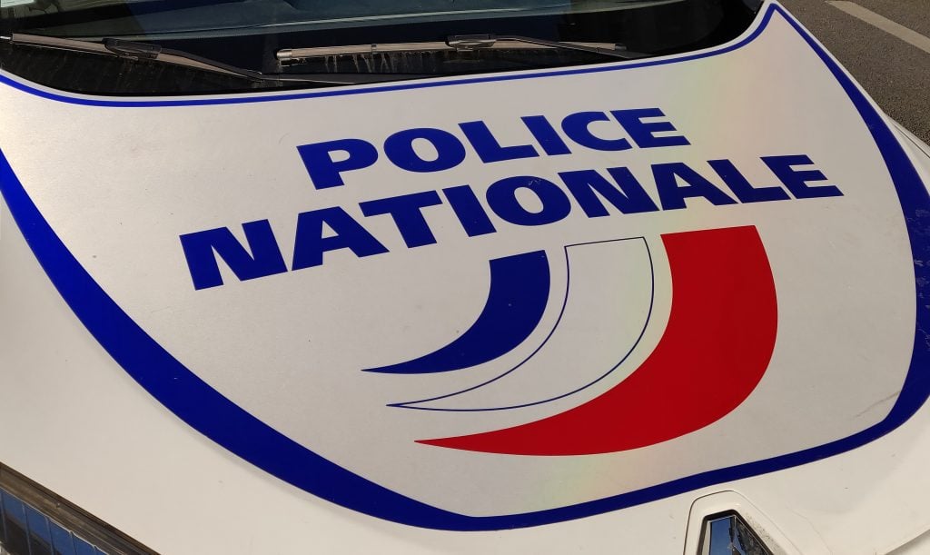 Rouen : Le chauffeur d'une Clio avec 12 personnes à bord refuse le contrôle de police et prend la fuite