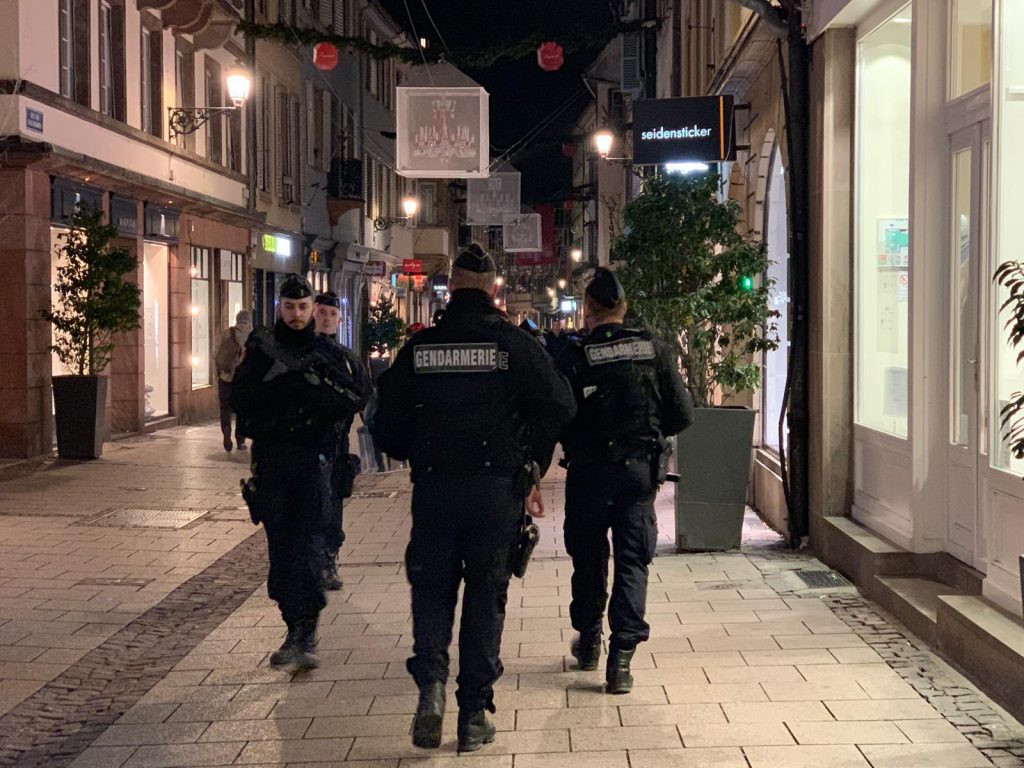 Attentat de Strasbourg : 5 suspects interpellés et placés en garde à vue