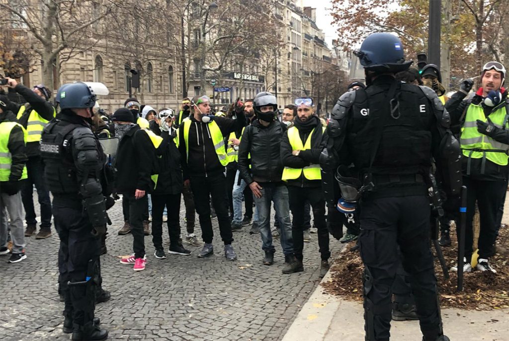 Gilets jaunes : La contravention pour participation à une manifestation interdite passe de 38 à 135 euros