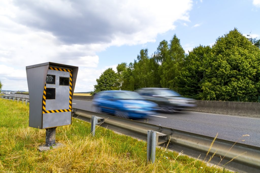Permis de conduire : les petits excès de vitesse ne seront plus sanctionnés d'un retrait de point en 2024