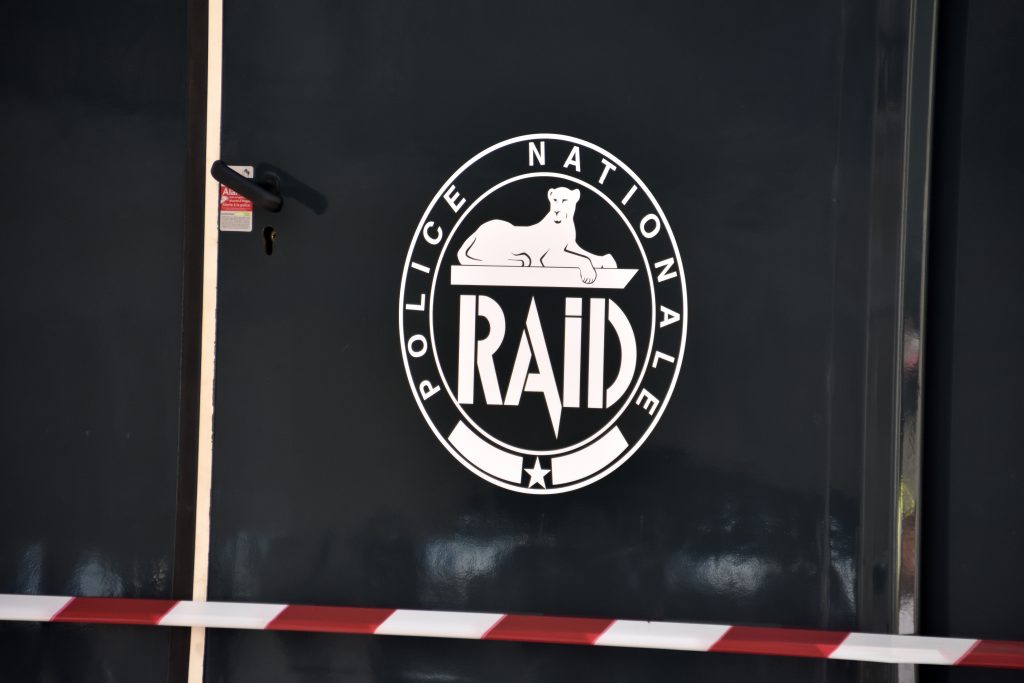 Isère : Le RAID intervient pour une prise d’otage qui était en fait un canular téléphonique