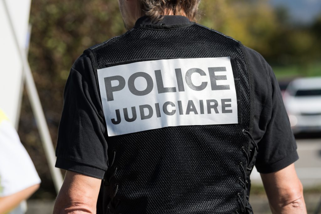 Paris : La police saisit 40 kg de drogue des chamanes