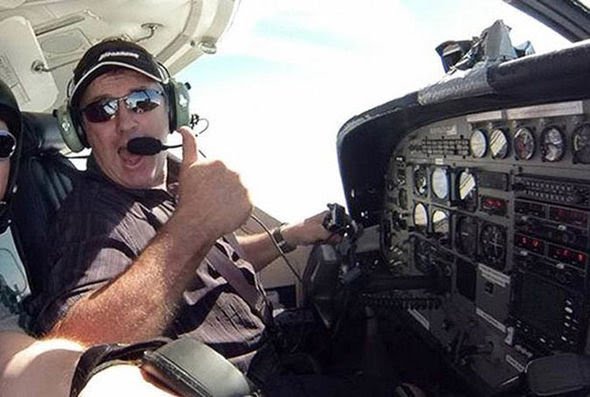 Mort d'Emiliano Sala : Le pilote de l'avion, David Ibbotson, n'était «pas habilité à voler la nuit»