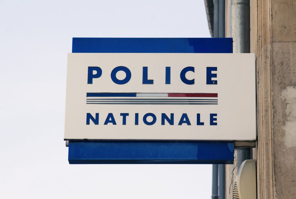Argenteuil : Le poste de police de la Dalle attaqué en pleine nuit, deux policiers blessés