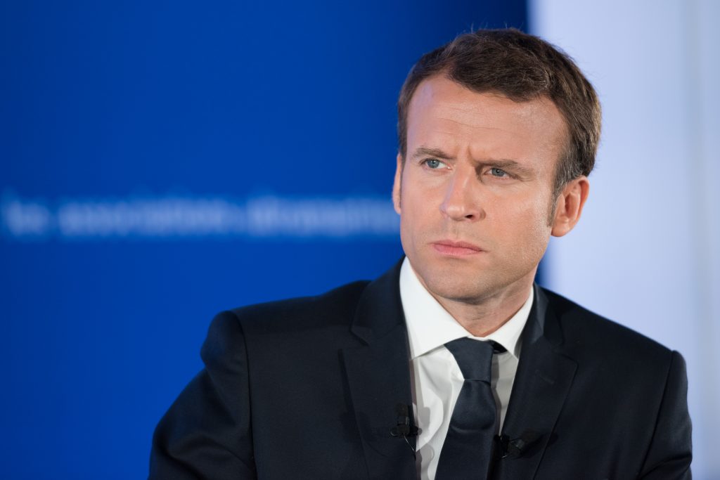 La Police Nationale demande à Google de supprimer un photomontage d’Emmanuel Macron.