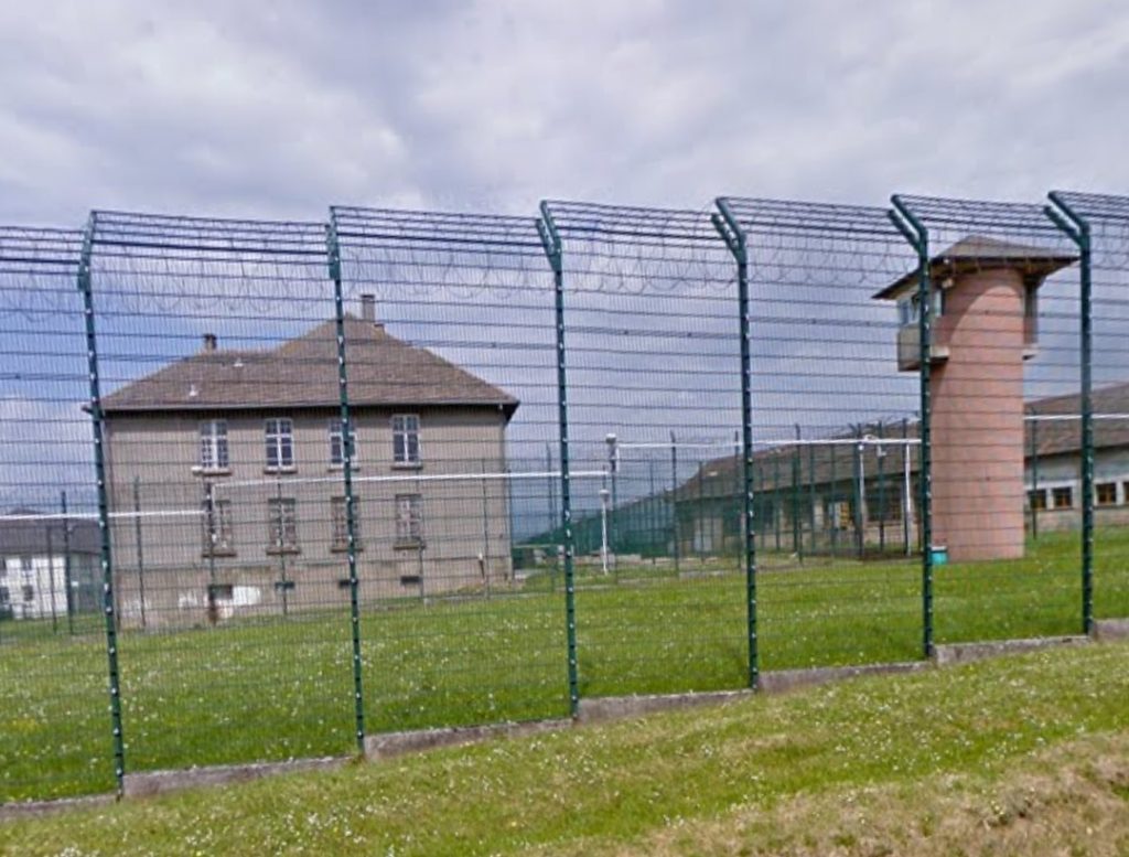 Bas-Rhin : Une arme de poing découverte dans l'enceinte de la prison d’Oermingen.