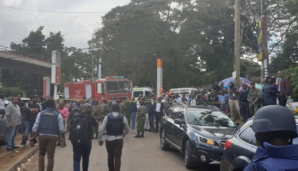 Attaque d'un complexe hôtelier à Nairobi : au moins 21 morts et 28 blessés.