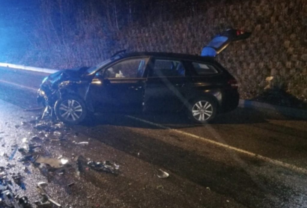 Meurthe-et-Moselle : Ils percutent la voiture de police avec un véhicule volé et sont accusés d'une série de délits.