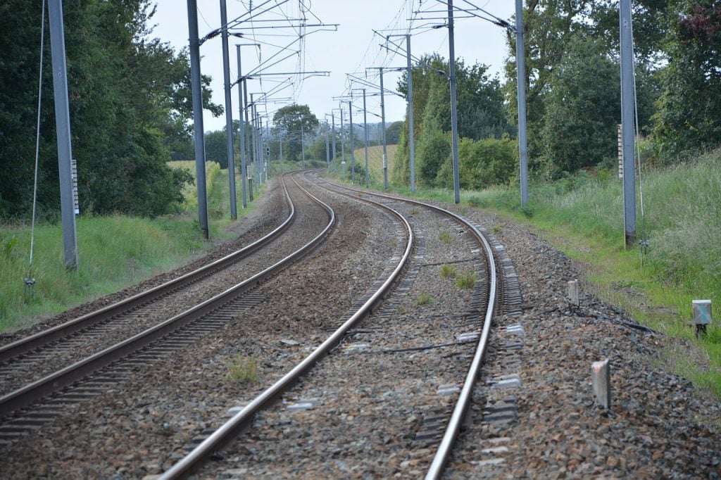 Val-de-Marne : Ils découvrent un squelette humain près des voies du RER