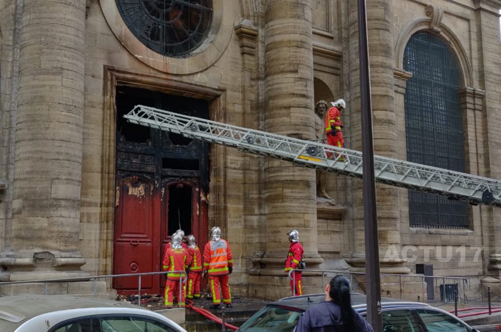 Incendie dans l'église Saint-Sulpice à Paris : Un acte « délibéré »