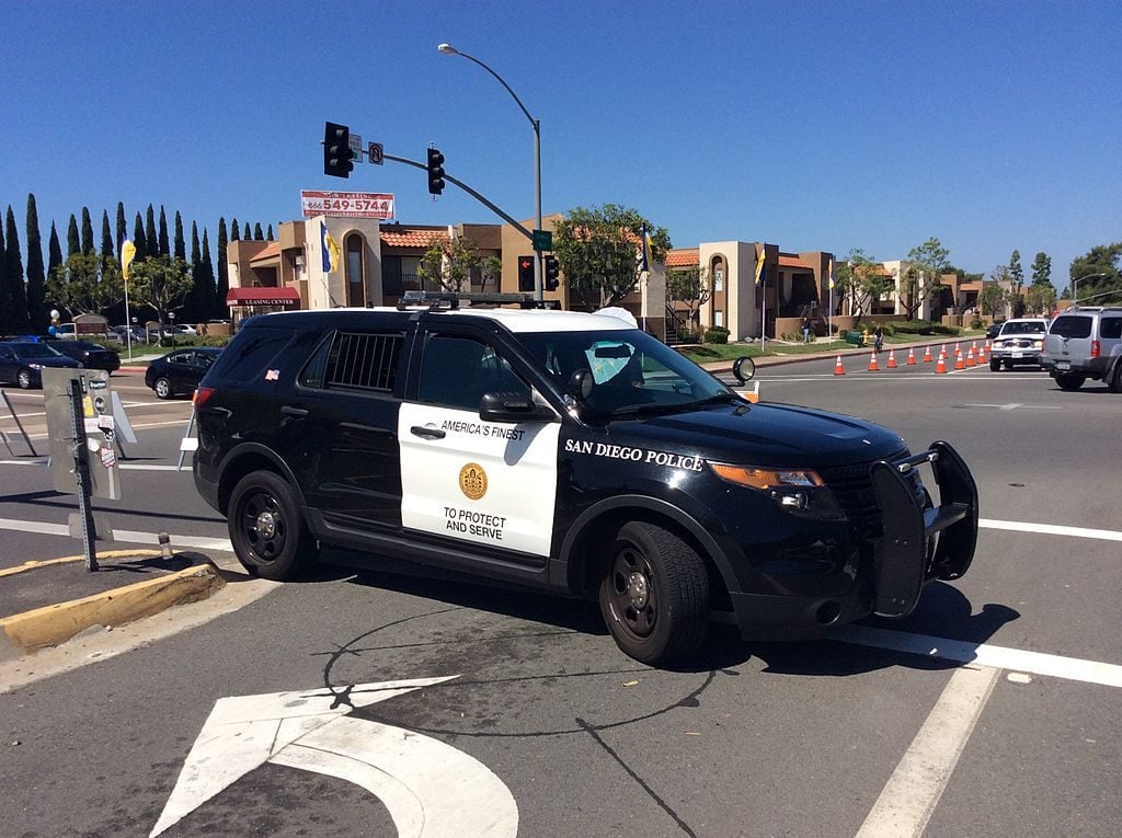 États-Unis : Au moins un mort et plusieurs blessés lors d’une fusillade dans une synagogue en Californie