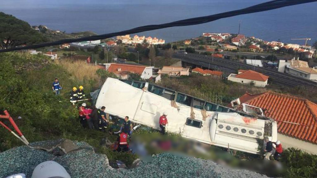 Portugal : Un bus de touristes fait une sortie de route à Madère, au moins 28 morts