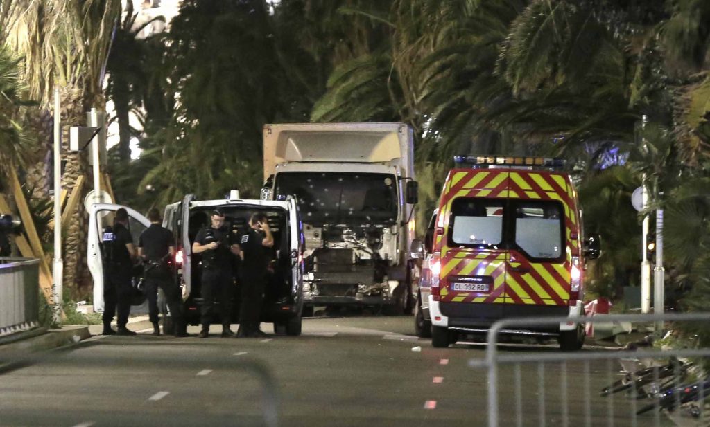 Attentat du 14 juillet à Nice : deux suspects remis en liberté suite à une erreur de procédure