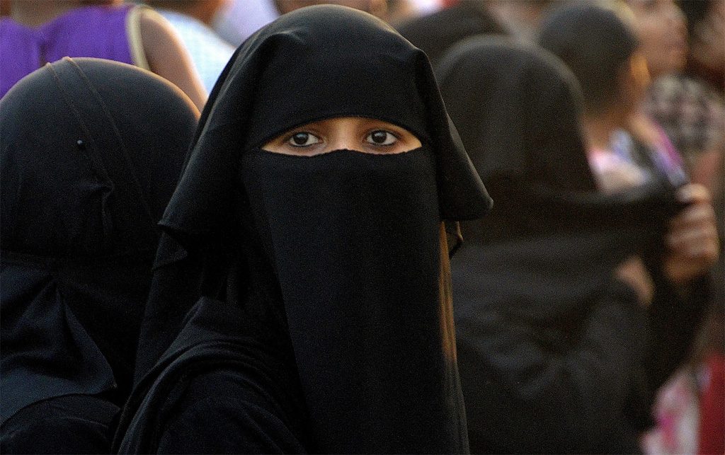 Attentats au Sri Lanka : Le gouvernement décide d’interdire le port du niqab