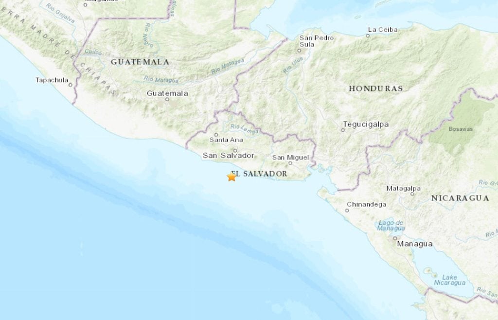 Fort tremblement de terre de magnitude 6,6 au Salvador, alerte au tsunami lancée