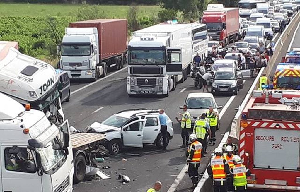 Nîmes : 2 morts et 5 blessés dans un carambolage sur l'autoroute A9