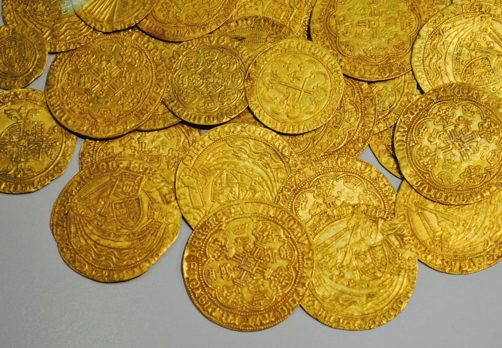 Dordogne : Elle se fait dérober 1 020 pièces d’or à son domicile