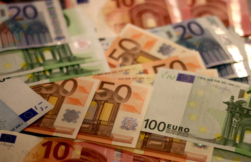 Nîmes : Elle oublie dans le bus sa mallette contenant 40 000 € en petites coupures