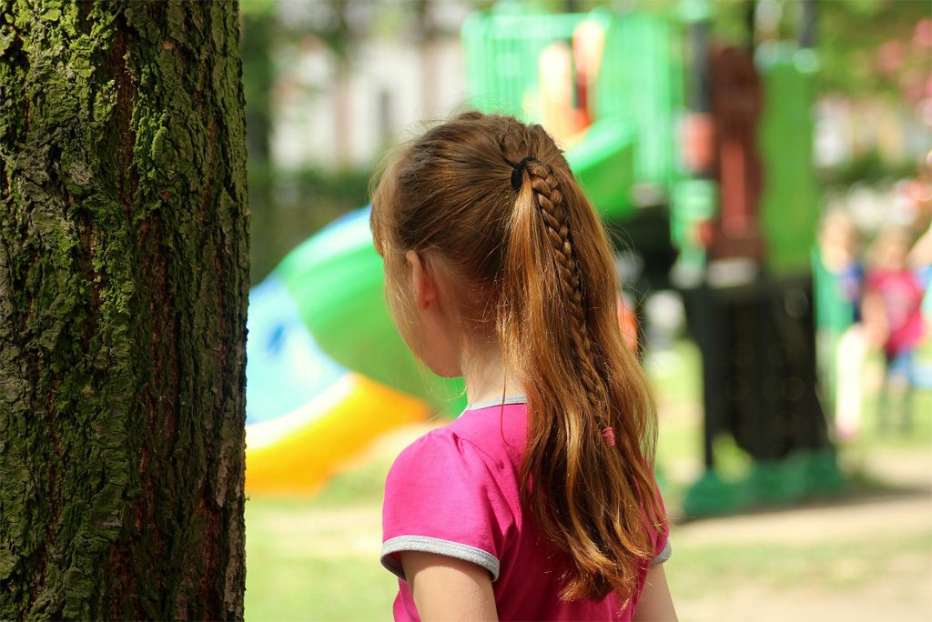 Allemagne : Une fillette de 5 ans reste des années enfermée sans voir la lumière du jour