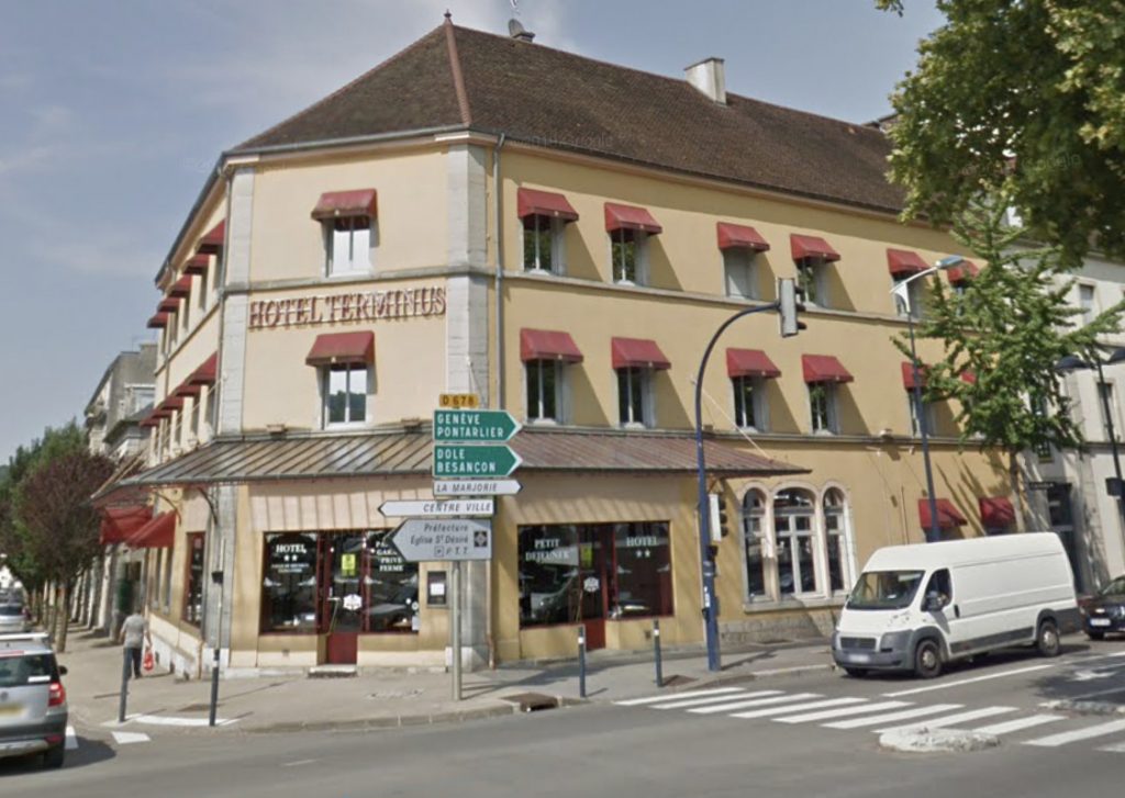 Jura : Une jeune femme poignardée à plusieurs reprises dans un hôtel de Lons-le-Saunier