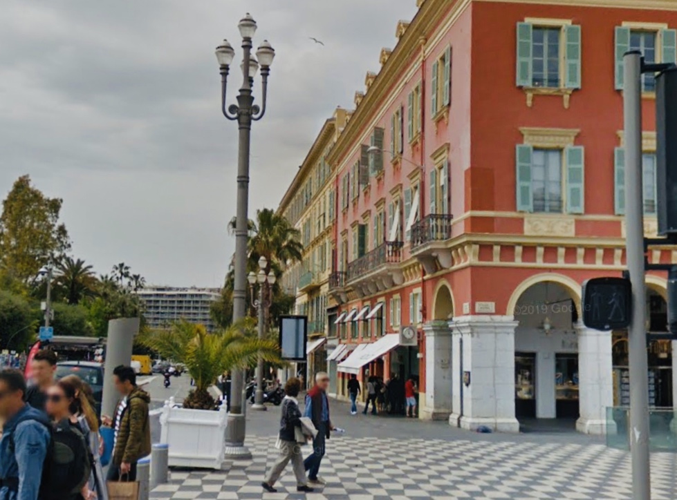 Nice : Un homme de 55 ans en urgence absolue après avoir été poignardé en pleine rue