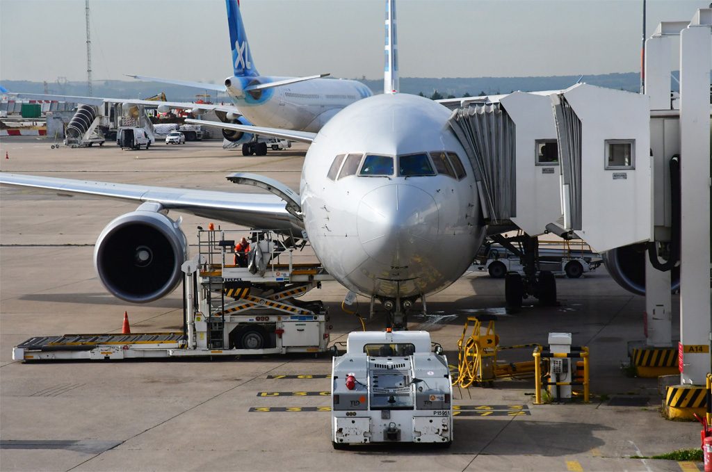 Covid-19 : Ils vendaient de faux certificats négatifs aux voyageurs à l'aéroport de Roissy, 7 suspects arrêtés