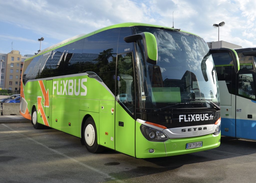 Coronavirus : Un bus venant d'Italie bloqué à Lyon après la découverte d'un cas suspect à bord
