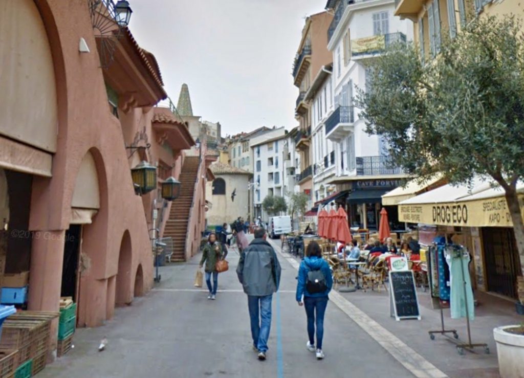 Cannes : Un homme de 27 ans violemment agressé à coup de marteau sur la tête en pleine rue