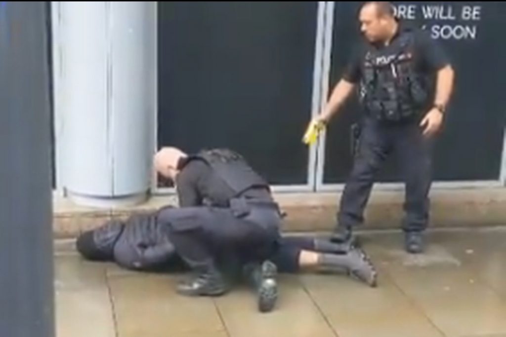 Attaque au couteau à Manchester : au moins 4 blessés, un suspect arrêté