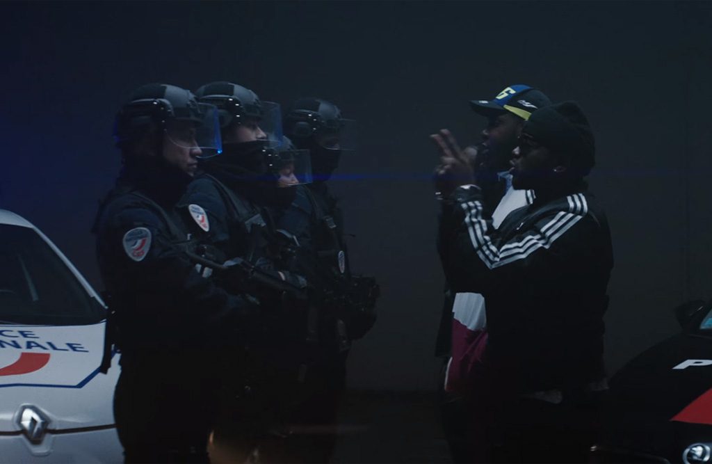 «Nique la police» chante le groupe de rap 13 Block dans son nouveau clip, «écœurant» réagit le DGPN