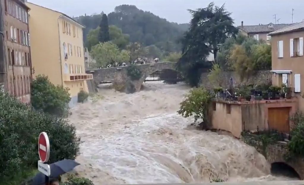 Le Var et les Alpes-Maritimes en vigilance rouge pluies et inondations