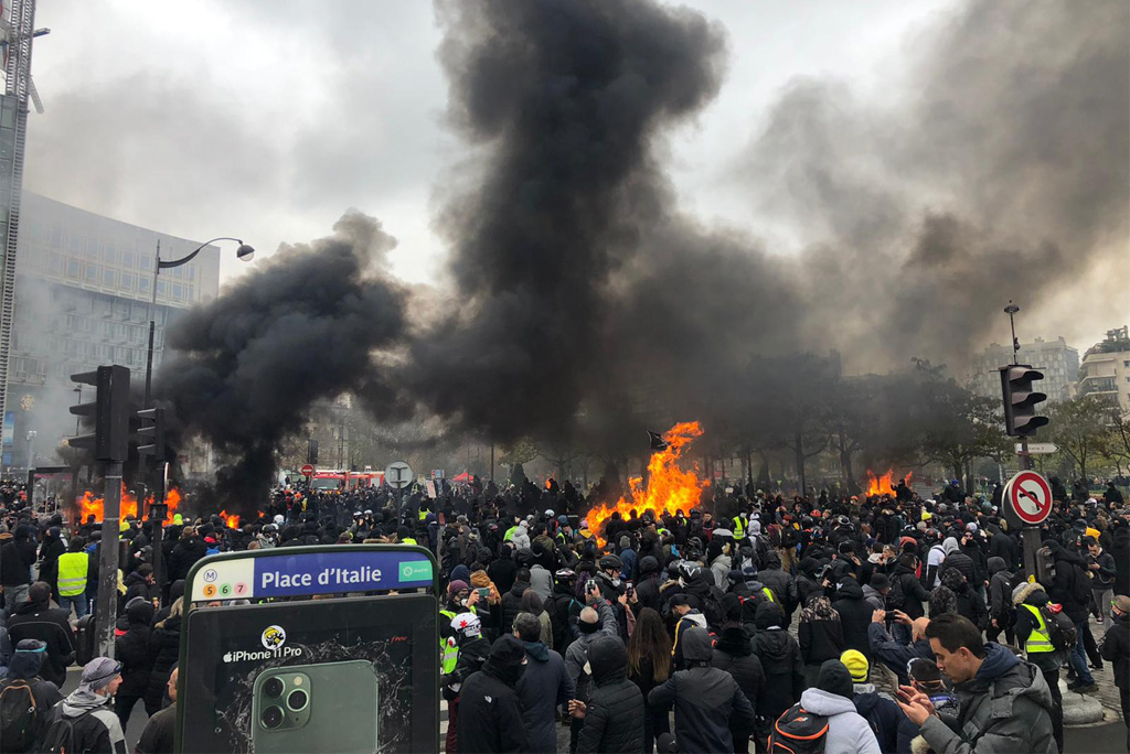 Paris : Un manifestant reçoit une grenade dans l’œil, l'IGPN saisie