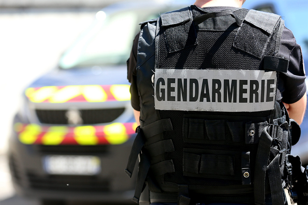 Gard : Il renverse un gendarme pour échapper à son interpellation, l'homme est arrêté après 6 heures de traque