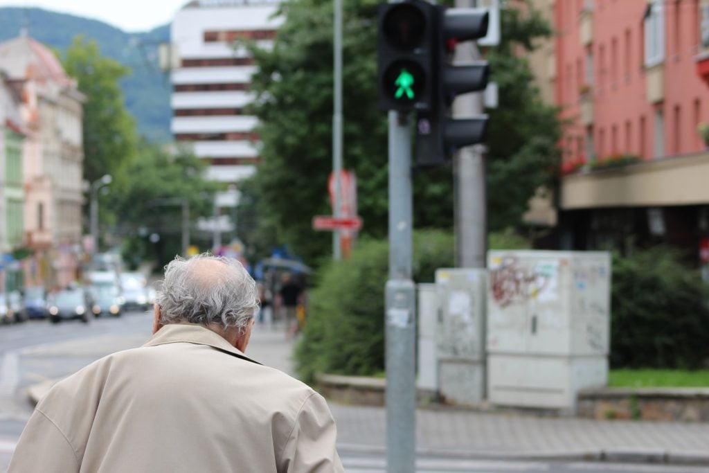 Toulouse : Un homme de 83 ans enlevé dans la rue et forcé à retirer de l'argent
