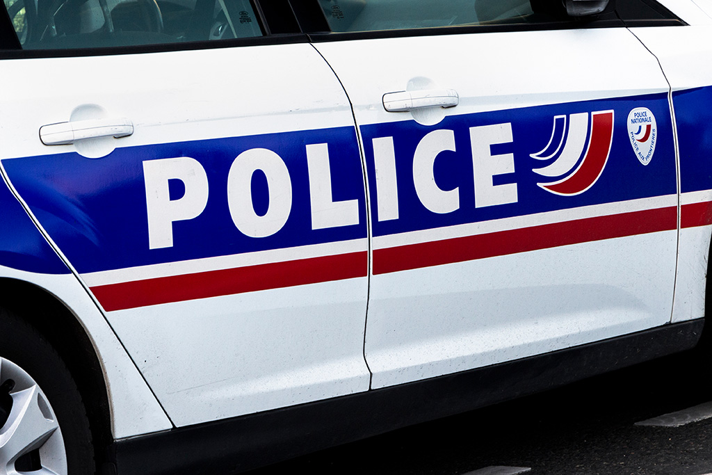 Villeneuve-d’Ascq : Une patrouille de police visée par un jet de deux cocktails Molotov