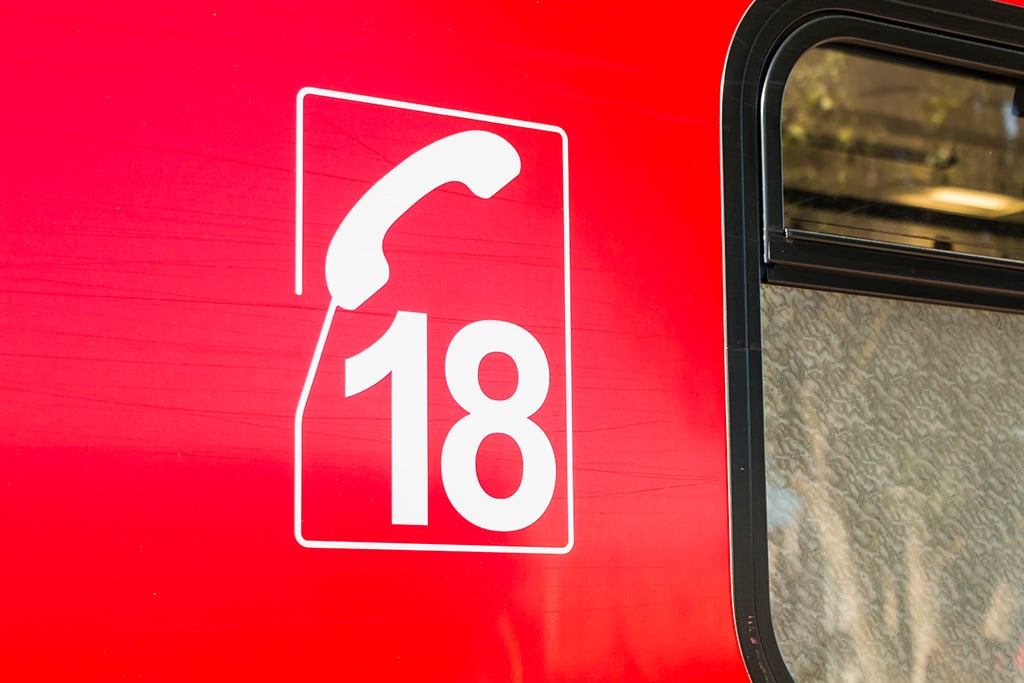 Nîmes : Les pompiers découvrent un impact de balle sur leur camion d’intervention