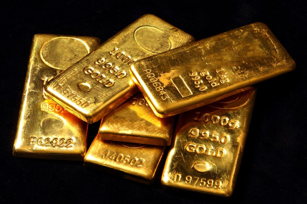 Val-de-Marne : Les faux policiers repartent avec un butin de 275 000 € en espèces et lingots d'or