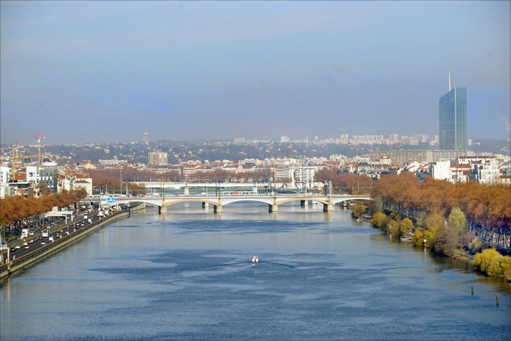 Lyon : Une femme aurait été jetée dans le Rhône après avoir refusé de donner une cigarette