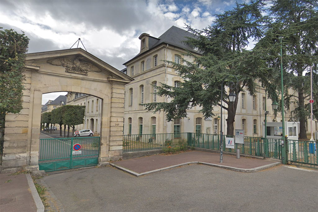 Une enquête ouverte pour viol et agression sexuelle au lycée militaire de Saint-Cyr-l'École