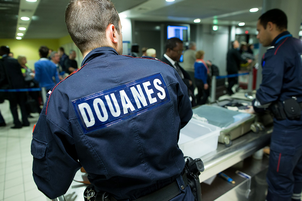 Alsace : Un douanier mis en examen pour trafic de stupéfiants et écroué avec 5 autres personnes