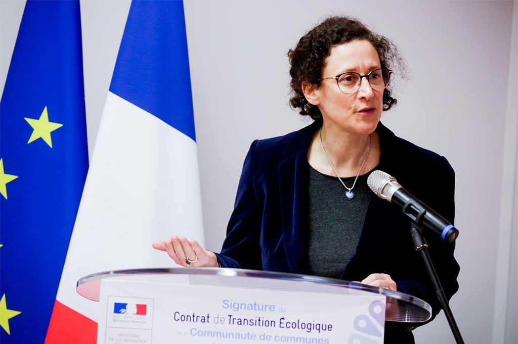 Coronavirus : La secrétaire d’État à l’Écologie Emmanuelle Wargon testée positive