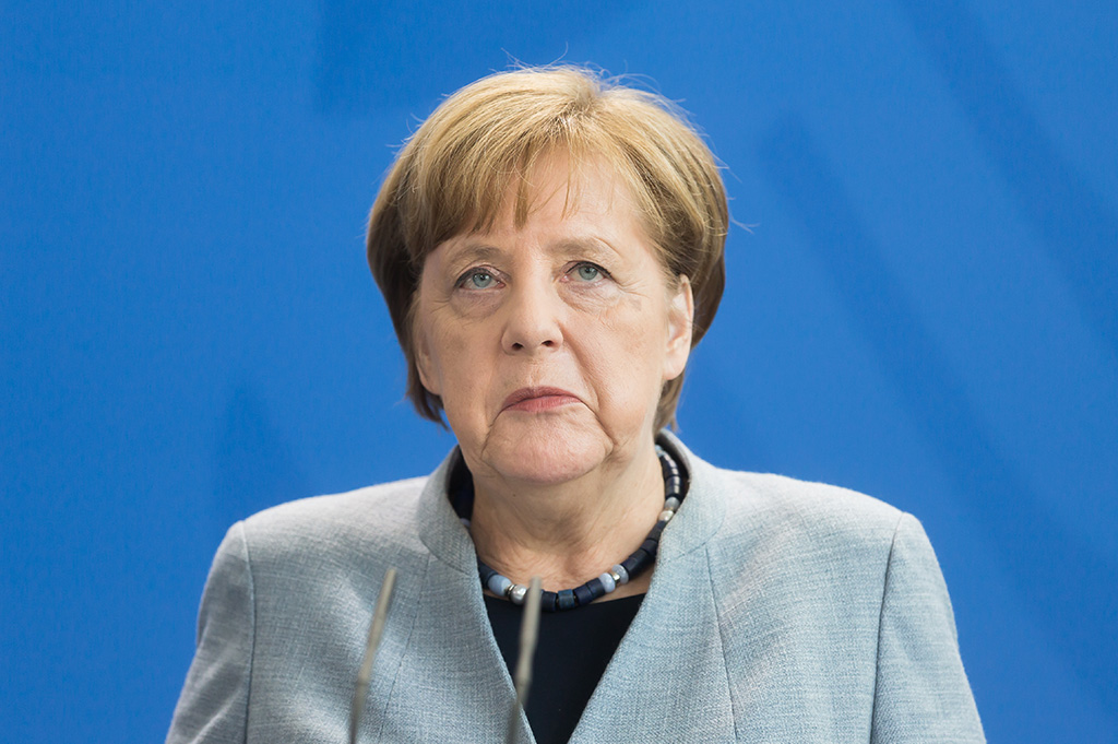 Coronavirus : Angela Merkel se met en quarantaine après avoir été en contact avec un médecin testé positif