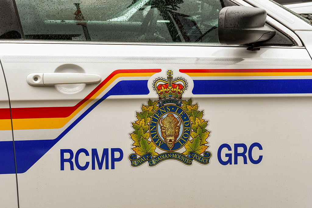 Canada : Un homme ouvre le feu et tue plus de 16 personnes, dont une policière, en Nouvelle-Écosse