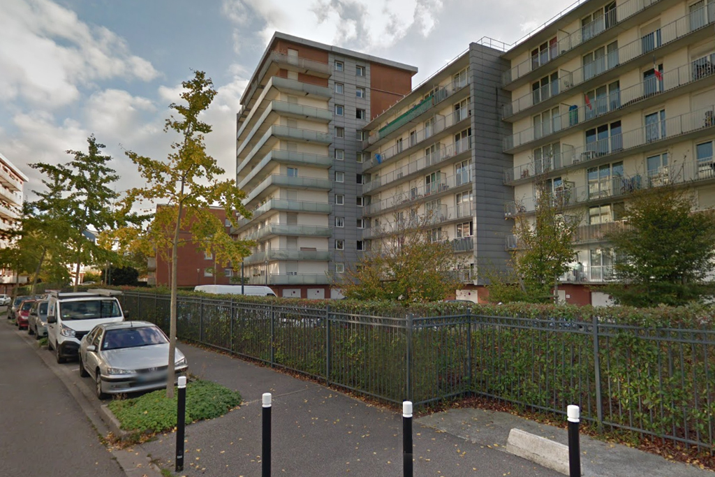 Seine-Maritime : Une adolescente chute mortellement du 5ème étage d'un immeuble au Havre
