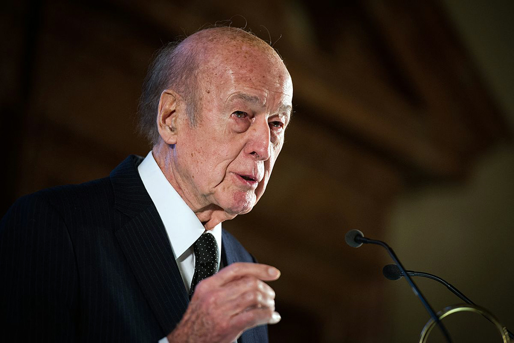 Valéry Giscard d’Estaing visé par une plainte d'une journaliste pour agression sexuelle