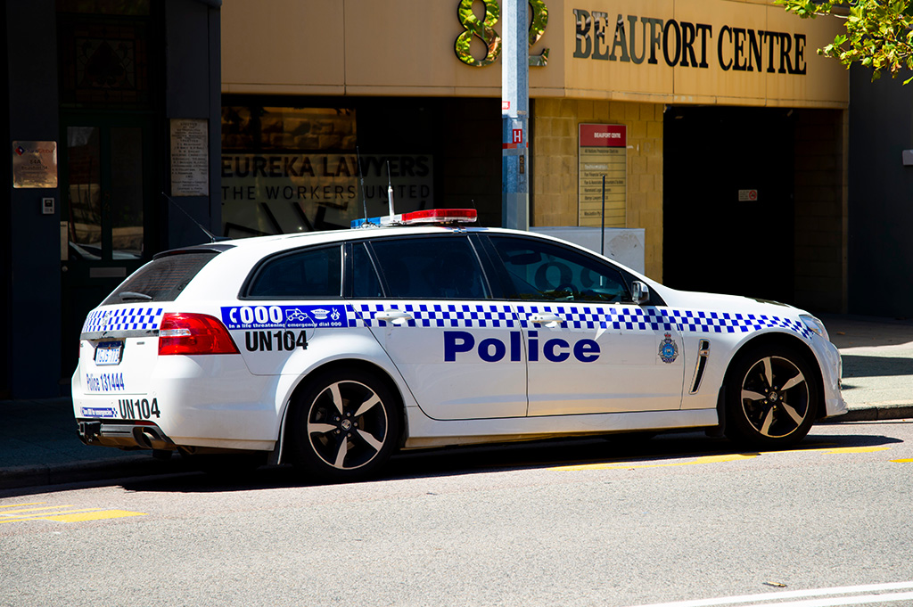 Attaque au couteau dans un centre commercial en Australie : au moins 7 blessés, l'assaillant abattu